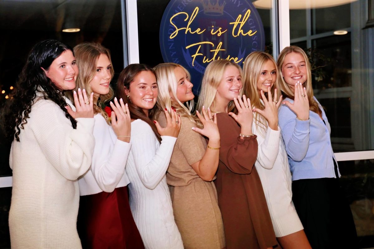 Class of '27 Ring Mass